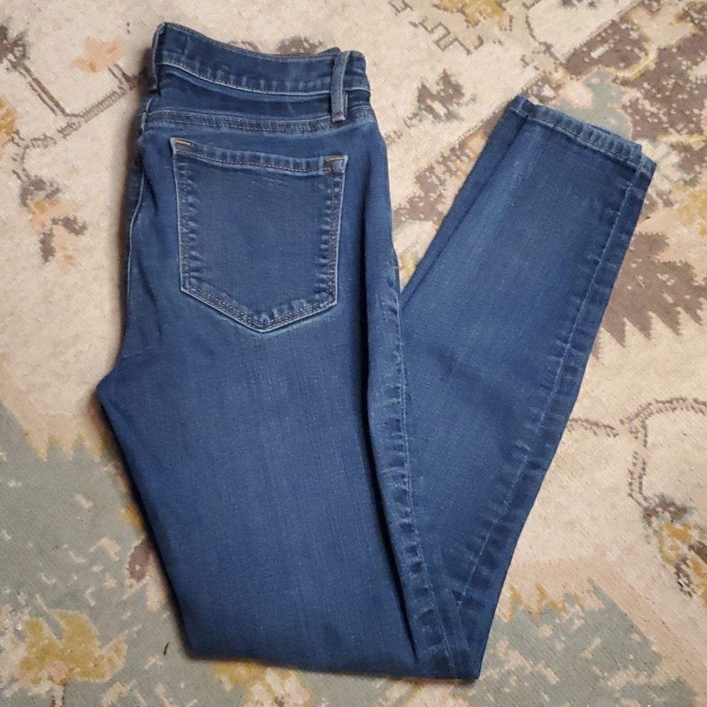 ‎Ann Taylor jeans size 4, Inseam 29